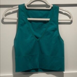 Athleta Aurora Seamless Crop Rib Tank in Emerald Green